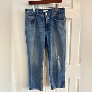 Closed Distressed Straight‎ Leg Jeans Size 29